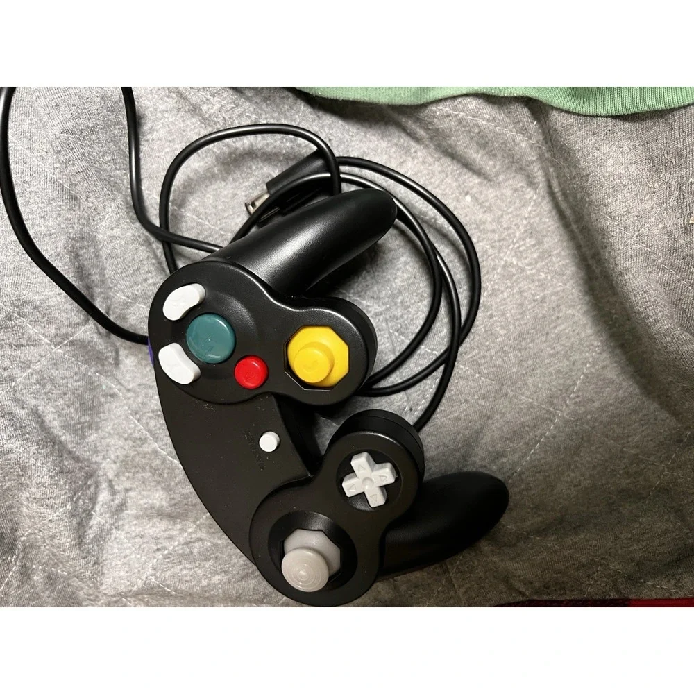 034-013 Wired Black Controller Gamepad Compatible‎ With Nintendo GameCube Wii U
